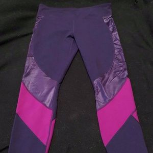 Fabletics Salar  Statement PowerHold Leggings.